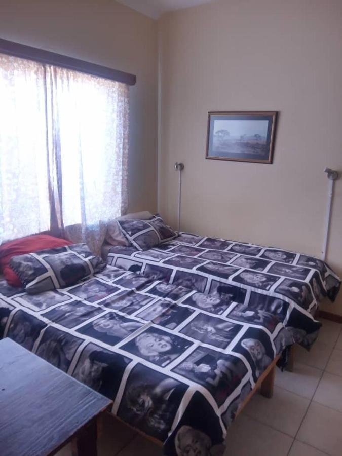 Skippers Backpackers Cc Walvis Bay Eksteriør billede