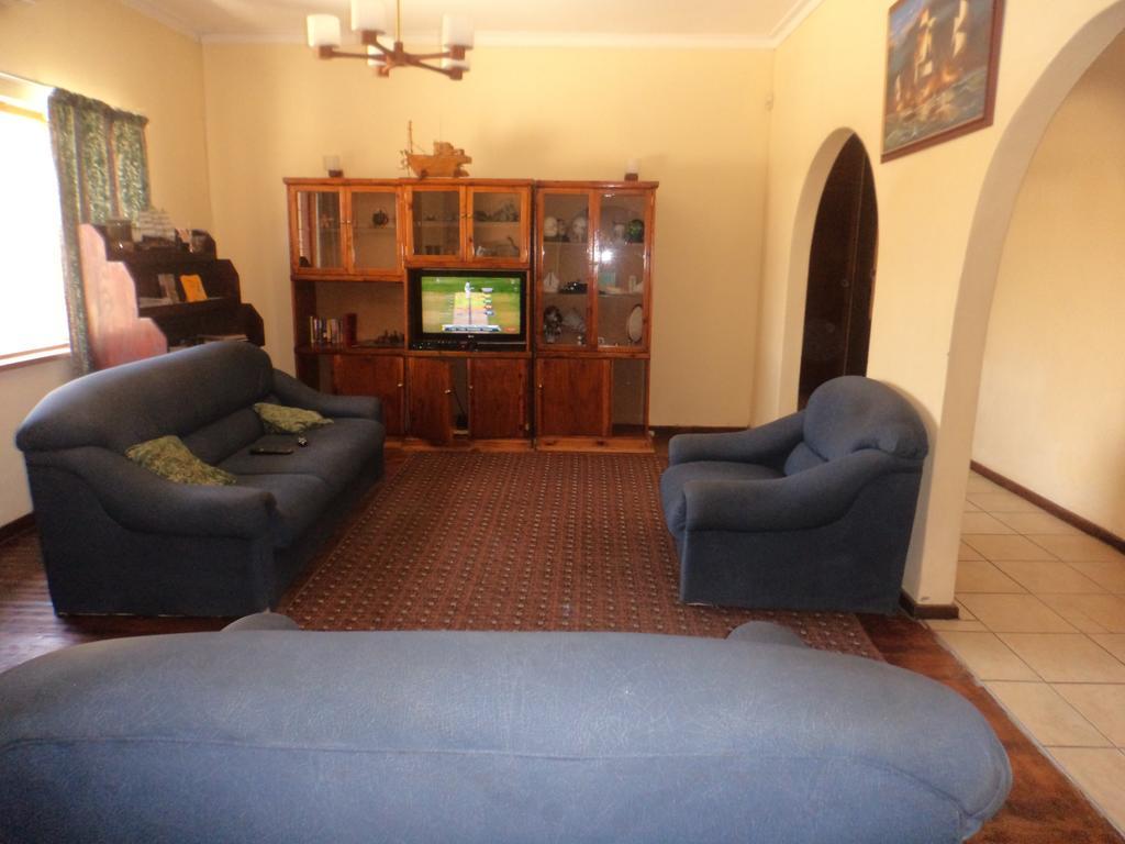 Skippers Backpackers Cc Walvis Bay Eksteriør billede